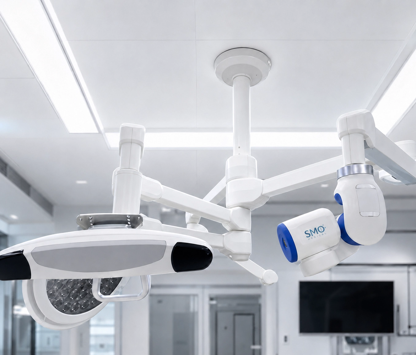 SMO 4-axis motorized surgical field camera installed in an operating room